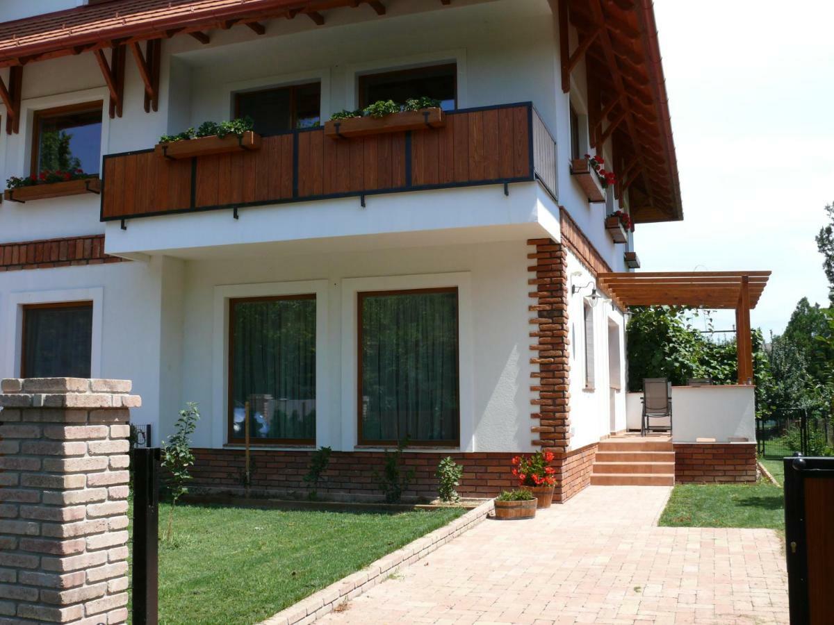 Sara Apartman Hévíz Dış mekan fotoğraf